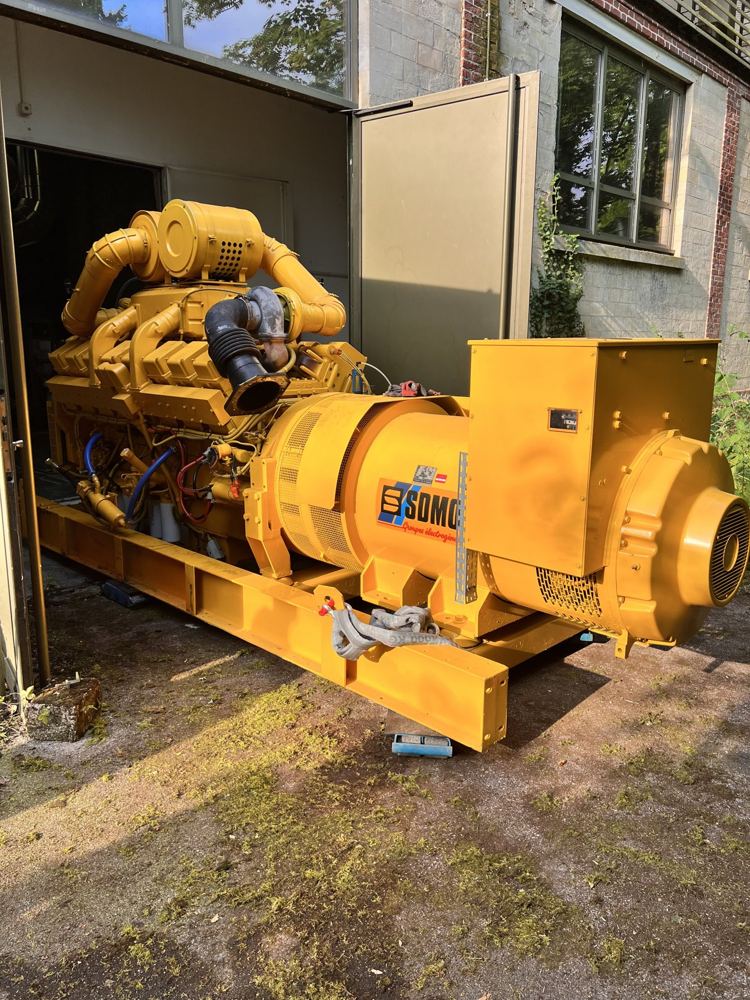 Sortie d'un groupe électrogène du local