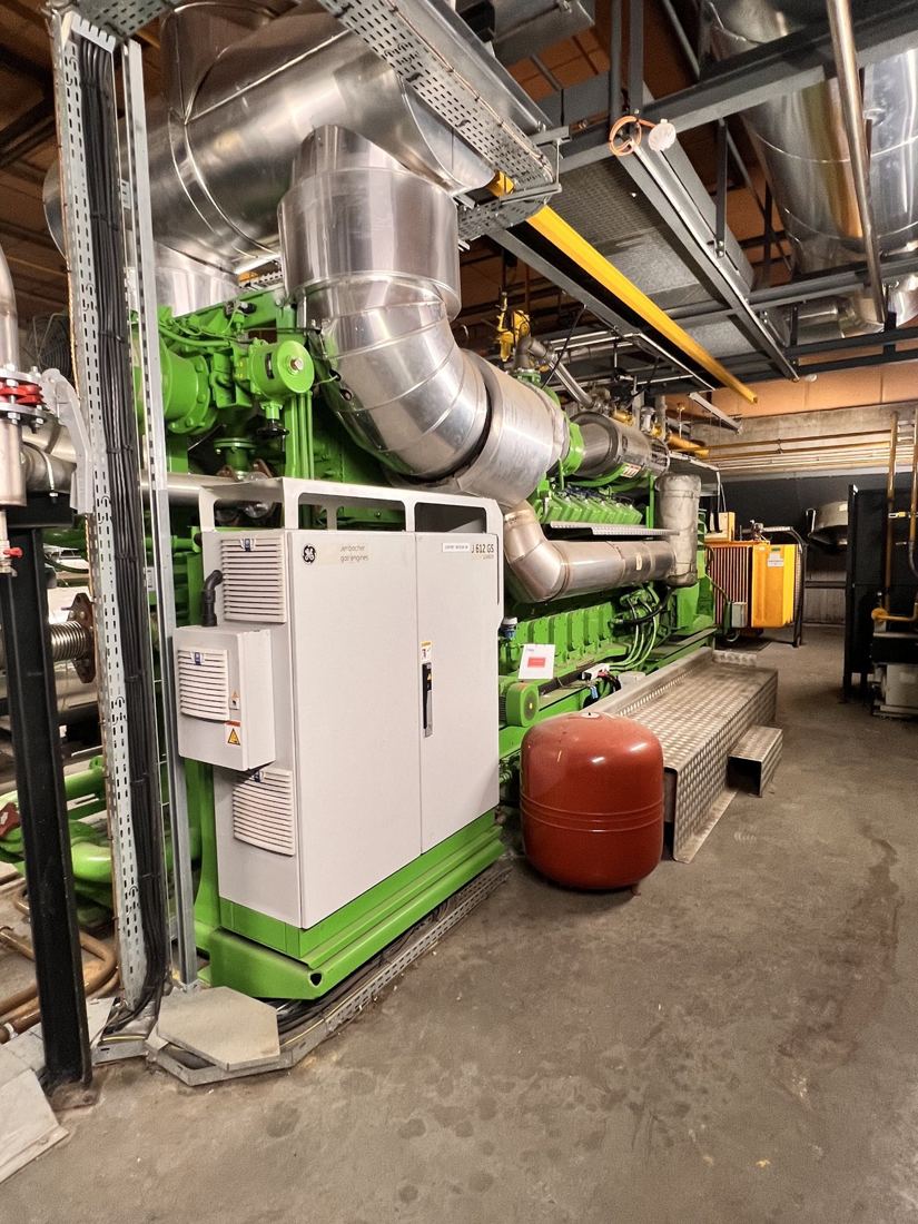 Groupe Jenbacher JMS 612 et son armoire de commande